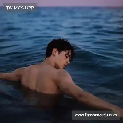 强燕颖